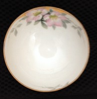 4 1/2 inch 3-Toed Whipped Cream Bowl  ca. 1916